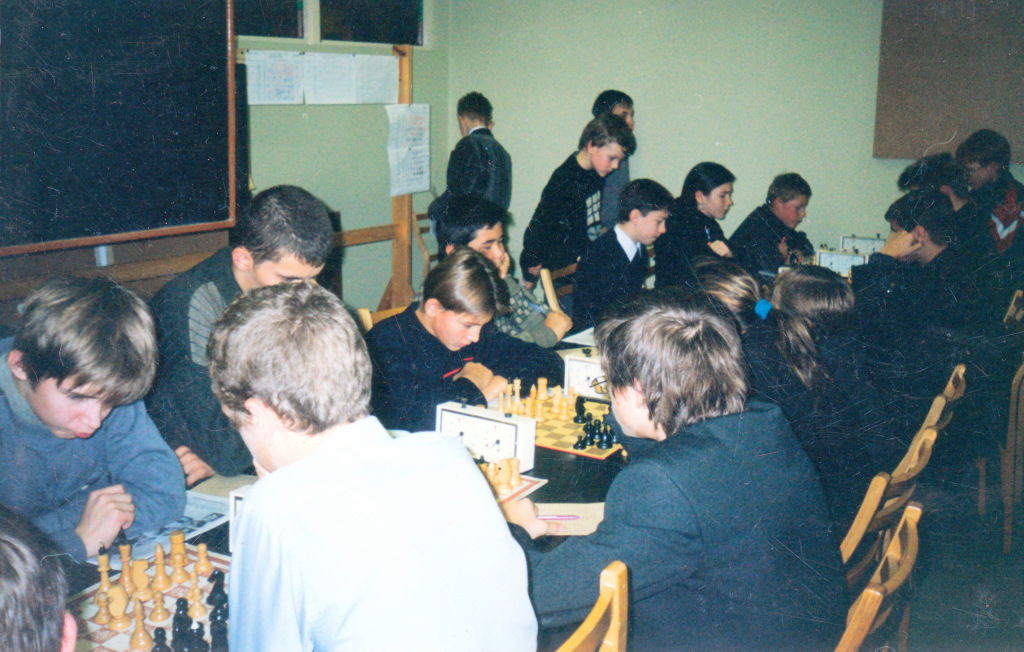2004-10_3504-19