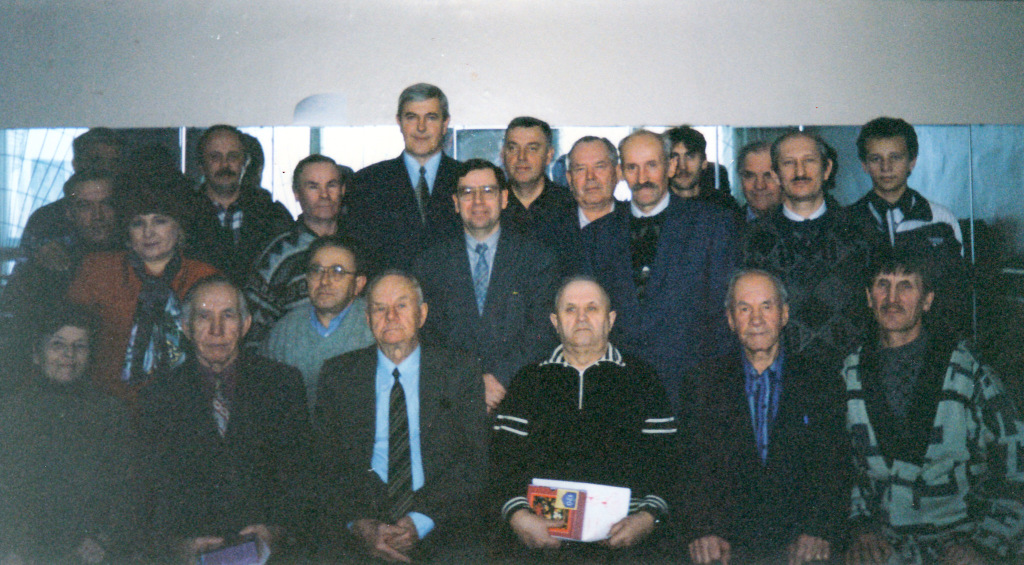 2001-04_5815-03