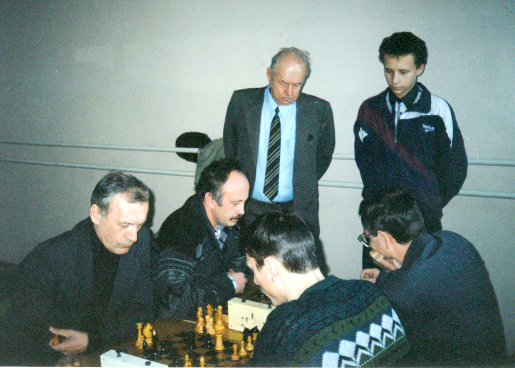 2001-04_5815-05