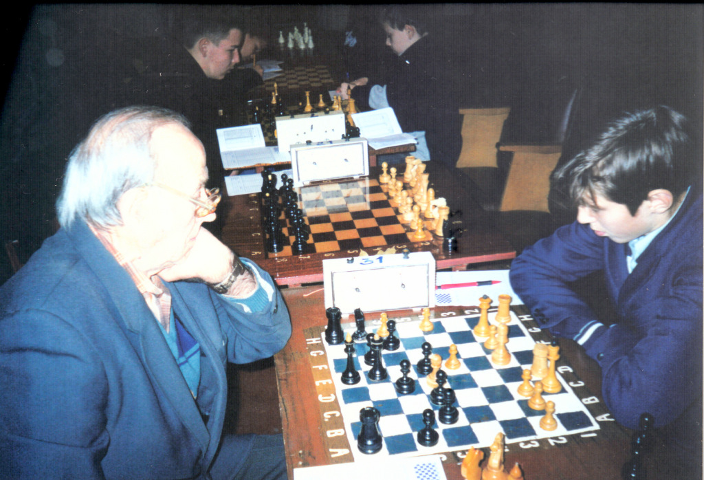 2001-10_9420-12