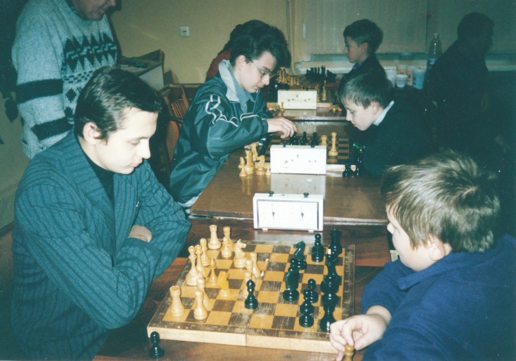2002-10_2028-11
