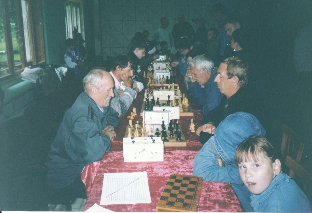 2003-06_0307-08