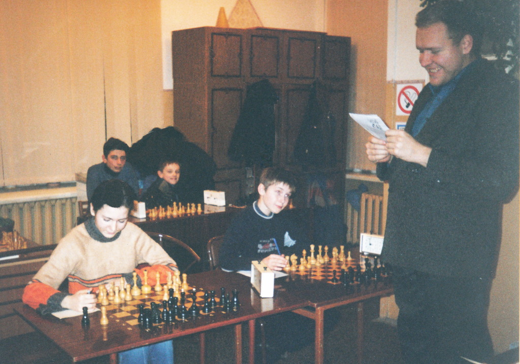 2003-09_3473-10_
