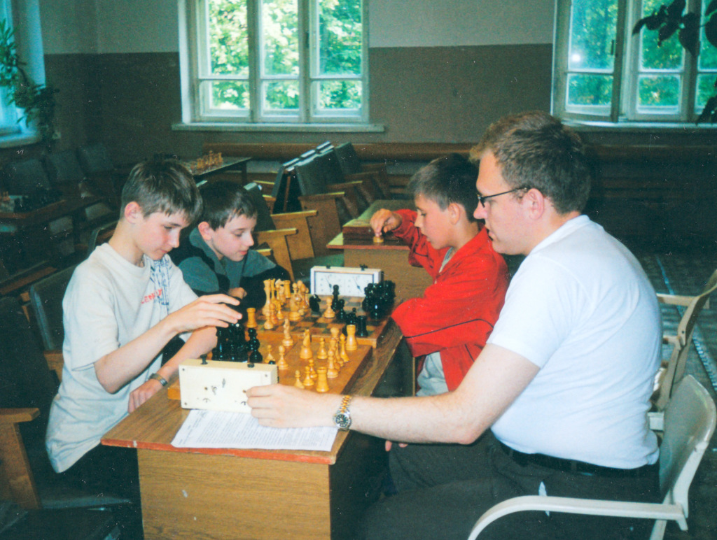 2004-06_4007-24