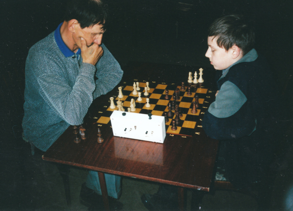 2005-04_3404-10