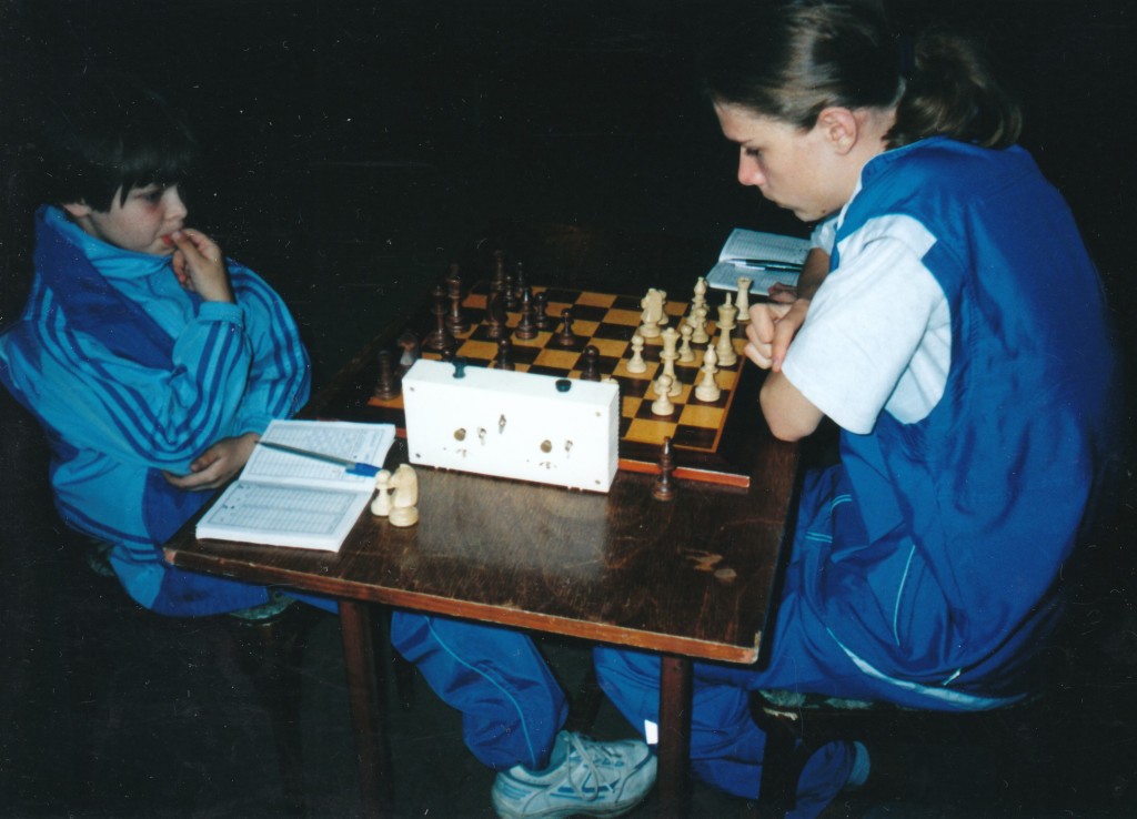 2005-04_3404-11